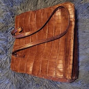 Vintage Desmo Made In Italy Chic Crocodile-Embossed Tan Tote Bag